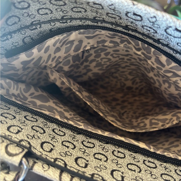 Guess Black and White Monogram Satchel - Picture 10 of 11